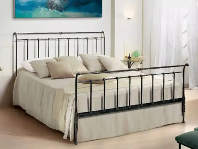 Cama fierro barrotes clásica