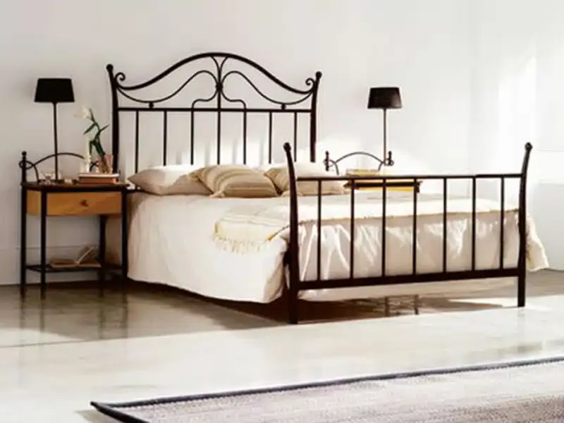 Cama fierro negro arco clásica