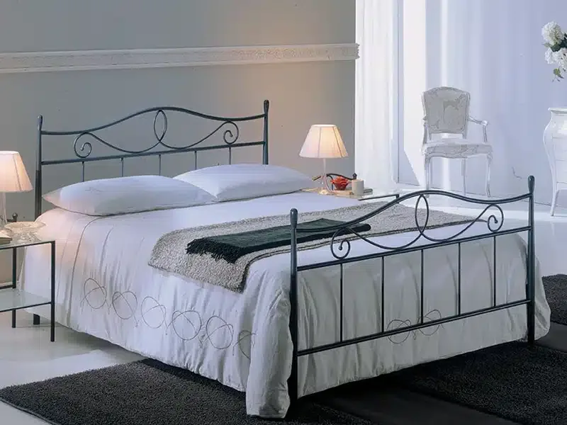 Cama fierro negro curva