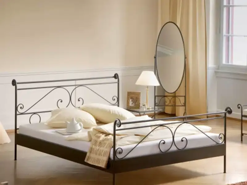 Cama fierro volutas clásica