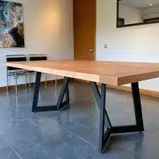 Mesa de comedor madera con patas metálicas